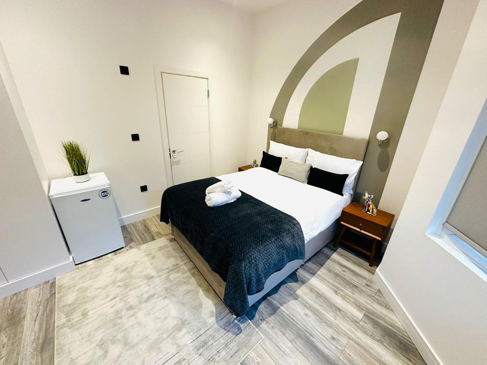 London Beautiful Suites Rooms Top Location מראה חיצוני תמונה