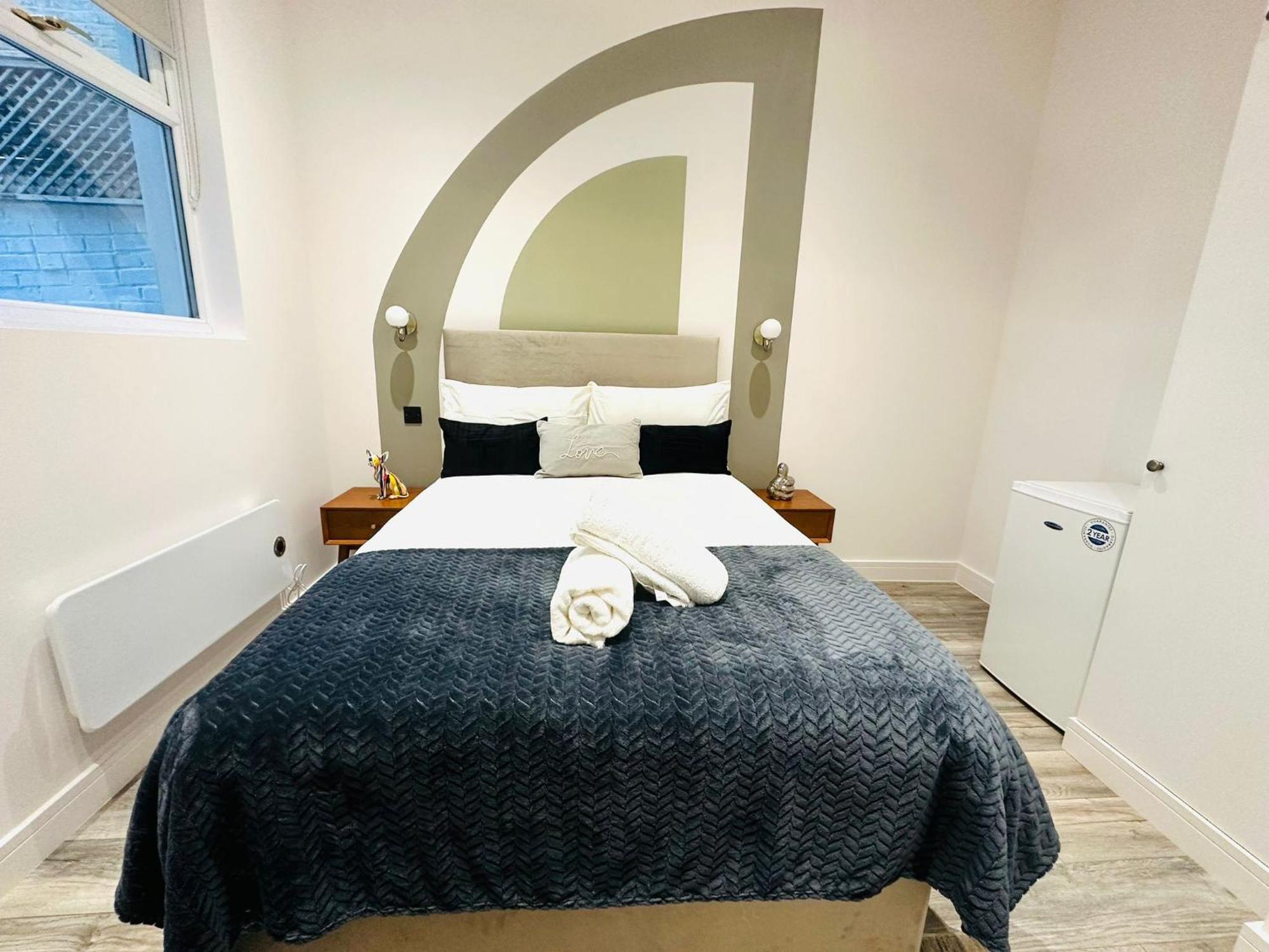 London Beautiful Suites Rooms Top Location מראה חיצוני תמונה