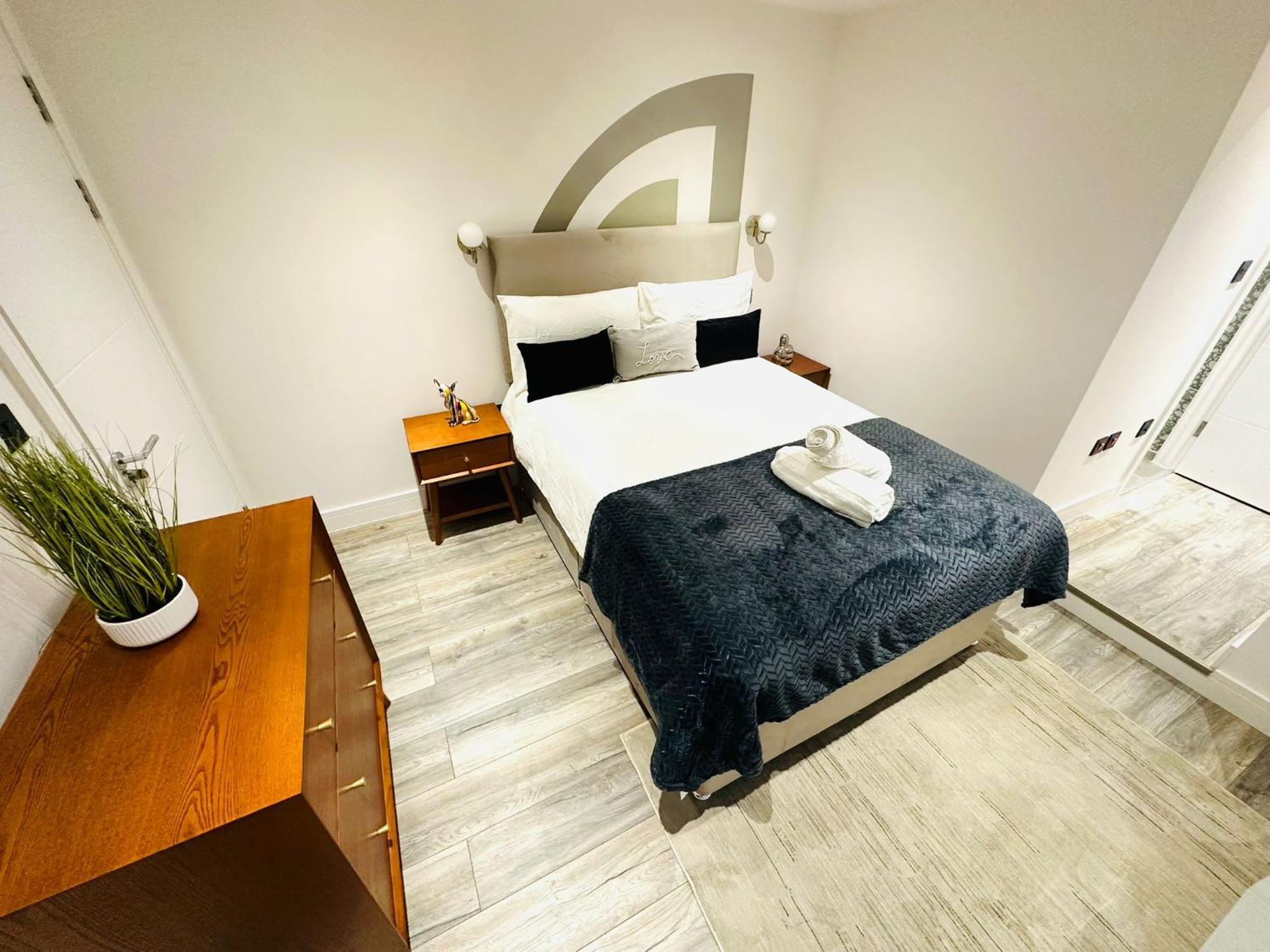 London Beautiful Suites Rooms Top Location מראה חיצוני תמונה