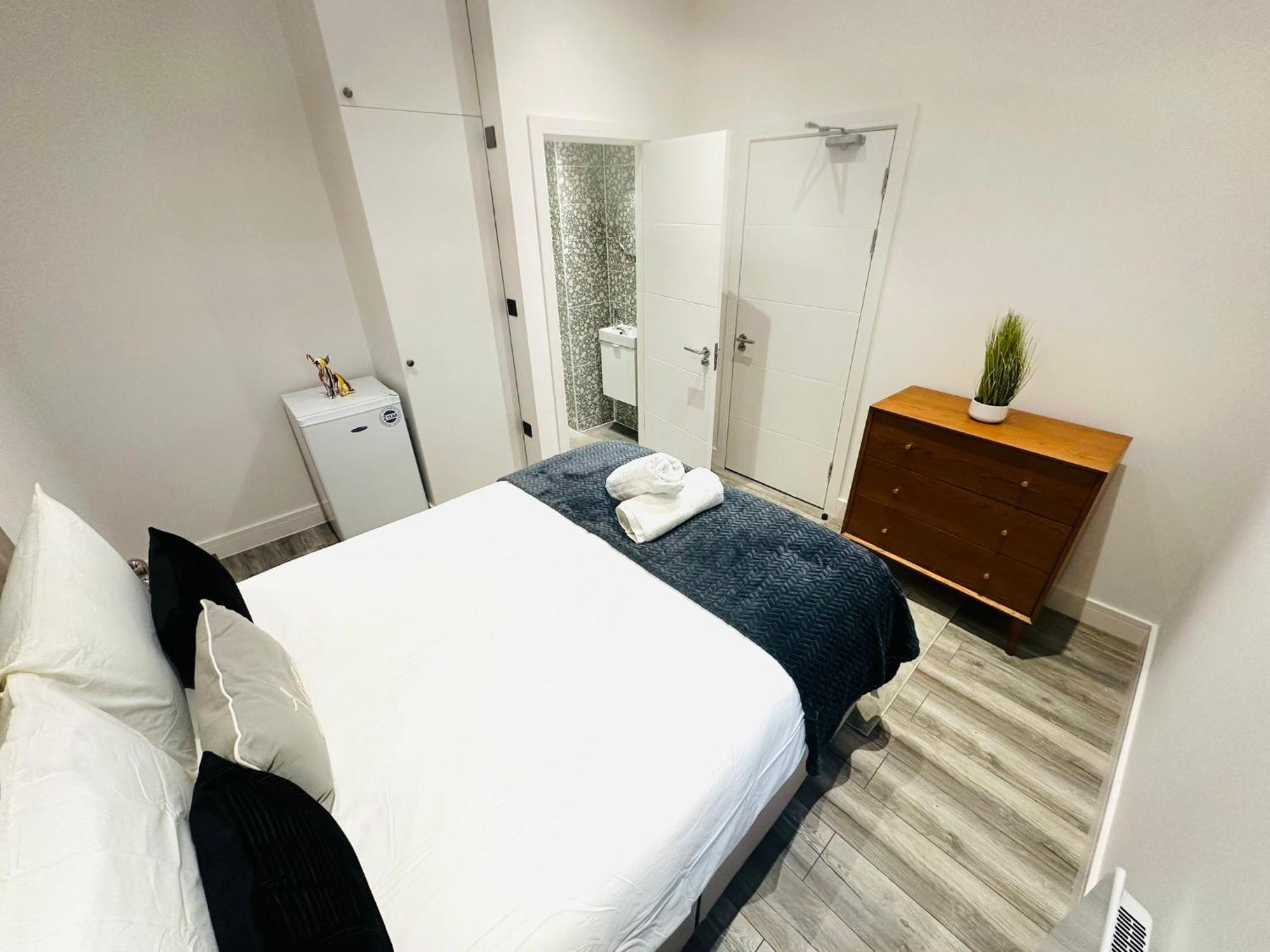 London Beautiful Suites Rooms Top Location מראה חיצוני תמונה