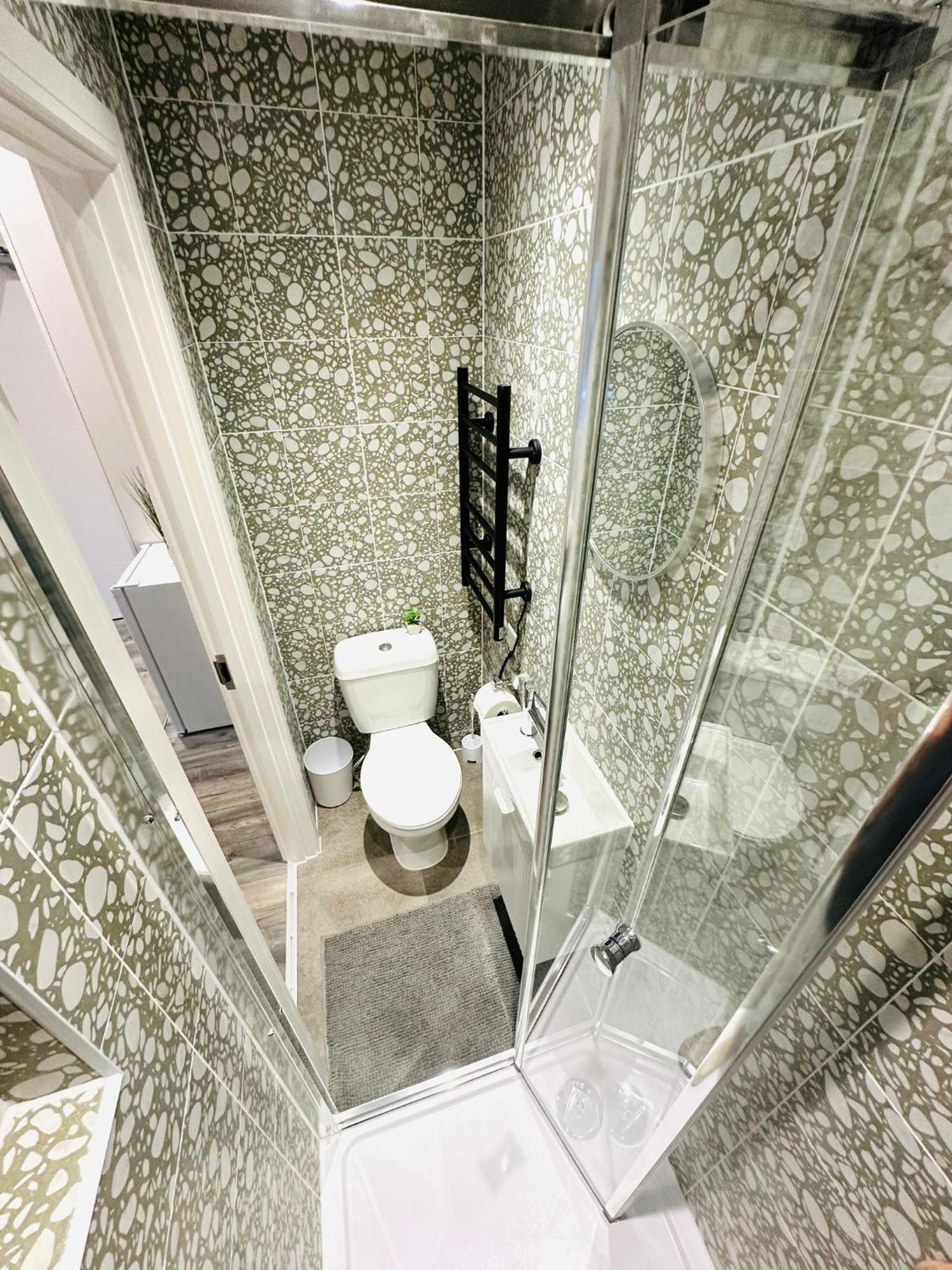 London Beautiful Suites Rooms Top Location מראה חיצוני תמונה