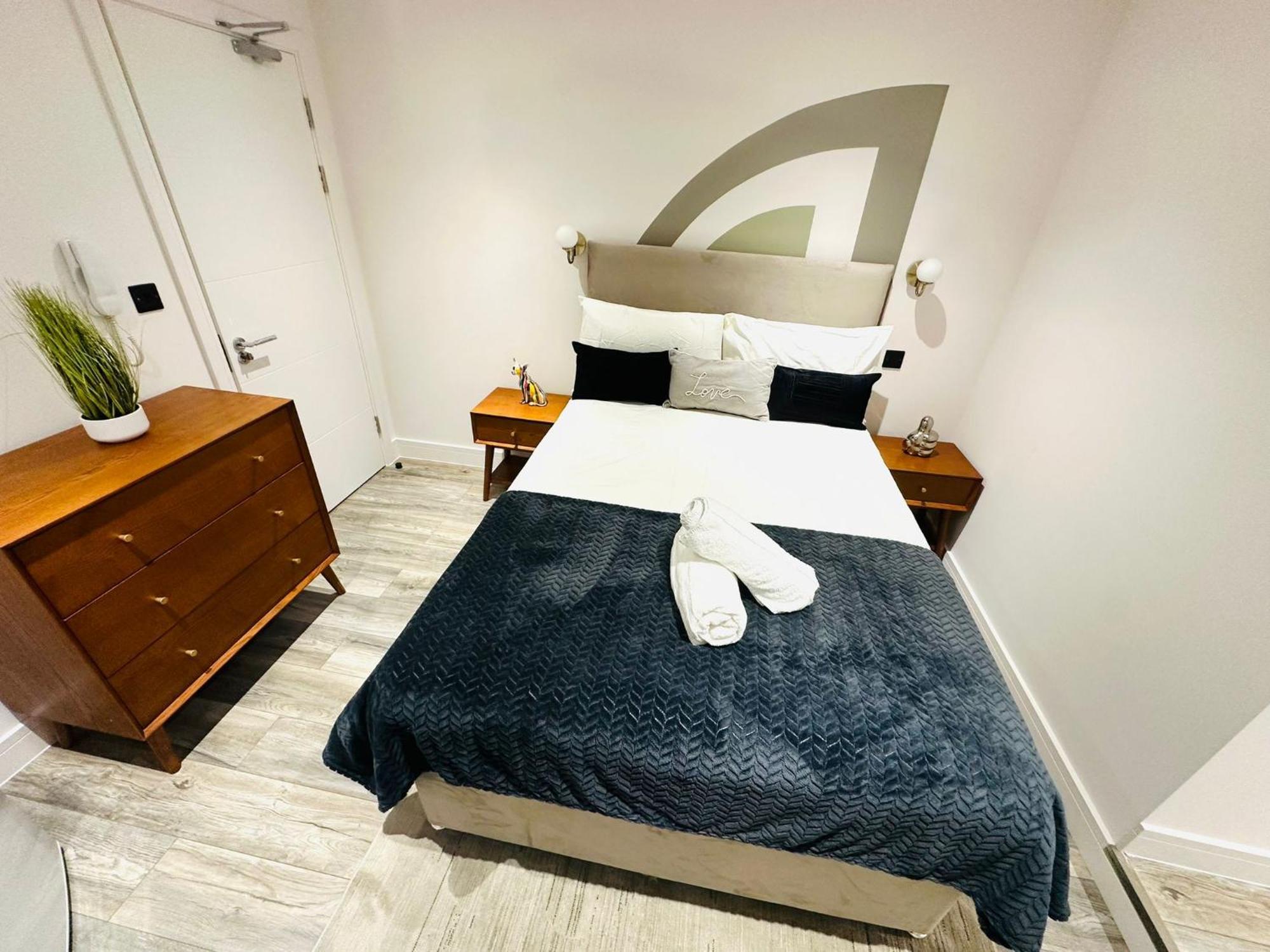 London Beautiful Suites Rooms Top Location מראה חיצוני תמונה